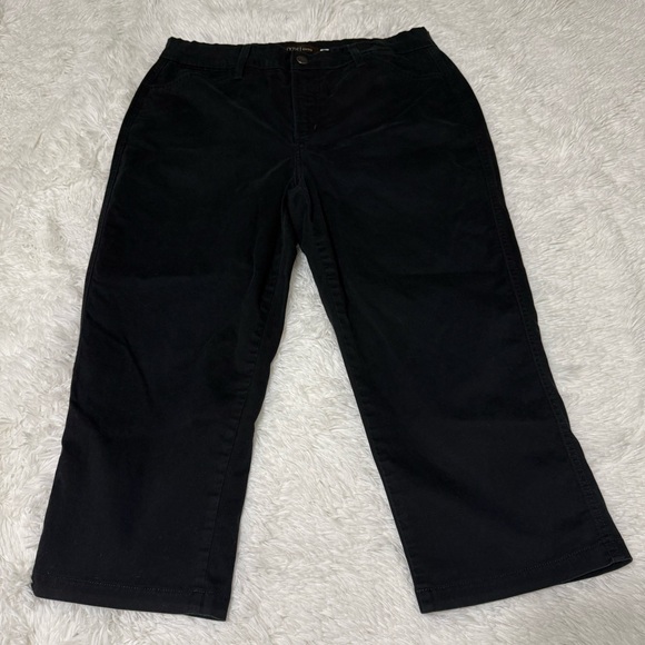NYDJ Lift Tuck Chino Capri Pants Black Crop Studs Pockets Stretch Cotton size 12 - Picture 7 of 15